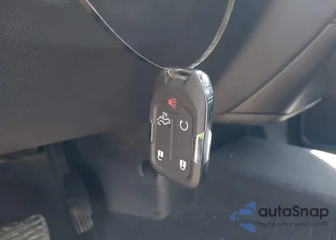 2019 Chevrolet Silverado 1500 Rst z USA, uszkodzony, nr VIN 1GCUYEED1KZ113800